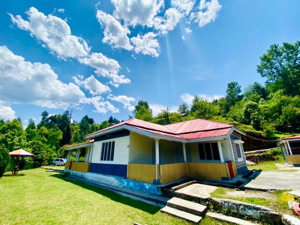 Highland Resort And Farmhouse Chikar Azad Kashmir Timarkot Exterior foto